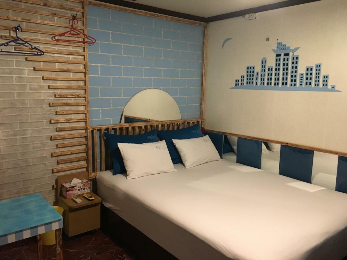 Coin Motel Пусан Екстериор снимка