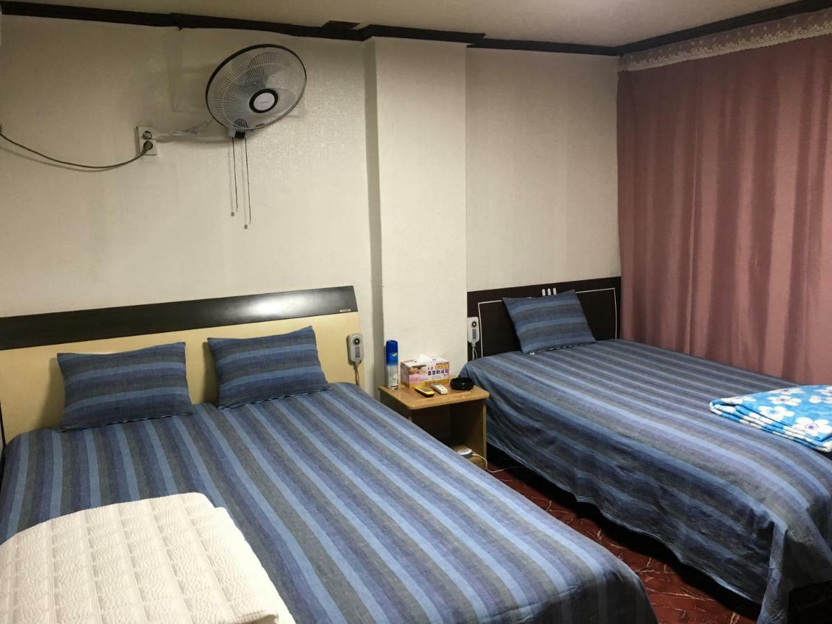 Coin Motel Пусан Екстериор снимка